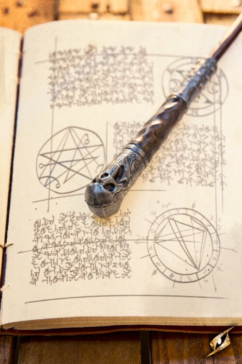 Epic Armoury Necromancer Wand (35 cm) - Houten Toverstaf (Bot-stijl) Epic Armoury