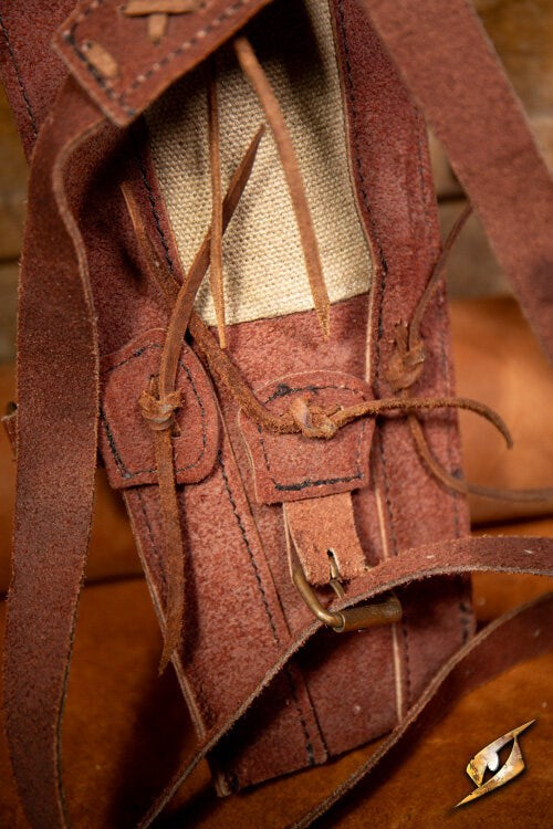 Epic Armoury Imperial Quiver Suede - Verstelbare Rugkoker voor LARP Epic Armoury