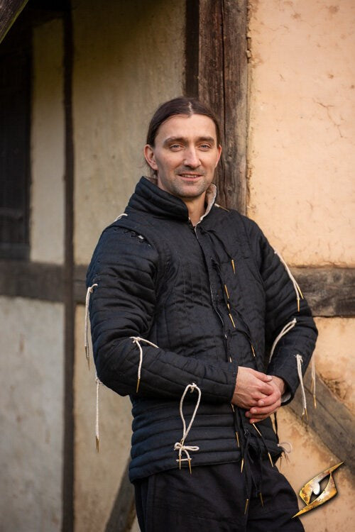 Epic Armoury Knightly Gambeson - Wambuis met Gespen (Afneembare Mouwen) - The Prop Shop