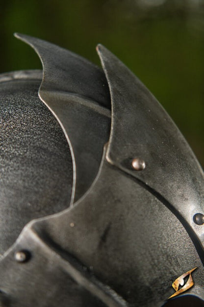 Raider Helm (1mm Staal) | 'Battle-worn' Orc/Barbaar Helm Epic Armoury