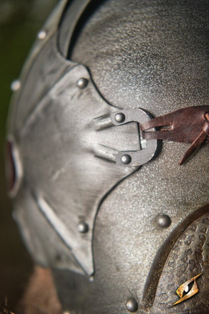 Raider Helm (1mm Staal) | 'Battle-worn' Orc/Barbaar Helm Epic Armoury
