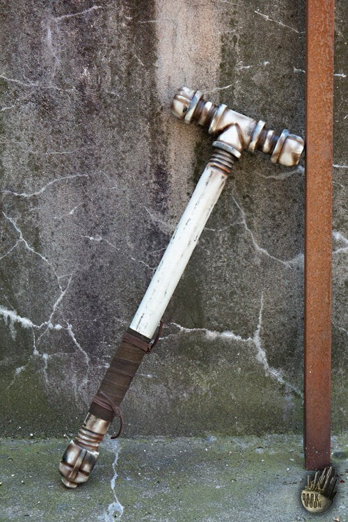 Dark Moon Pipe Hammer (65 cm) - Improvised Post-Apoc LARP Wapen Wit Dark Moon