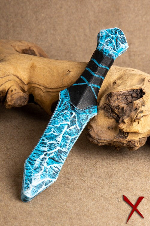 Frost Tongue LARP Werpmes | Veilig Kernloos PU Foam Wapen LarpSpot
