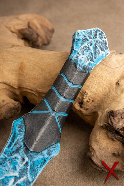 Frost Tongue LARP Werpmes | Veilig Kernloos PU Foam Wapen LarpSpot