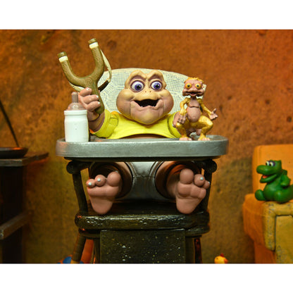 Baby Sinclair 'Ultimate' Figuur | 10cm Dinosaurs TV Serie NECA