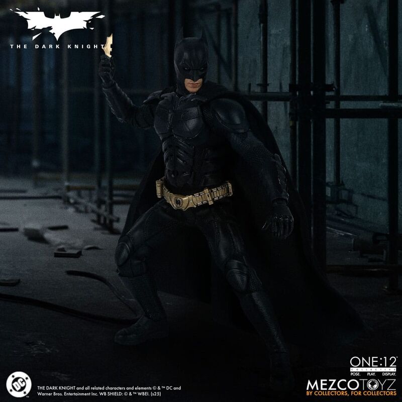 Batman 'The Dark Knights' Figuur | 17cm DC Comics Mezco Toyz