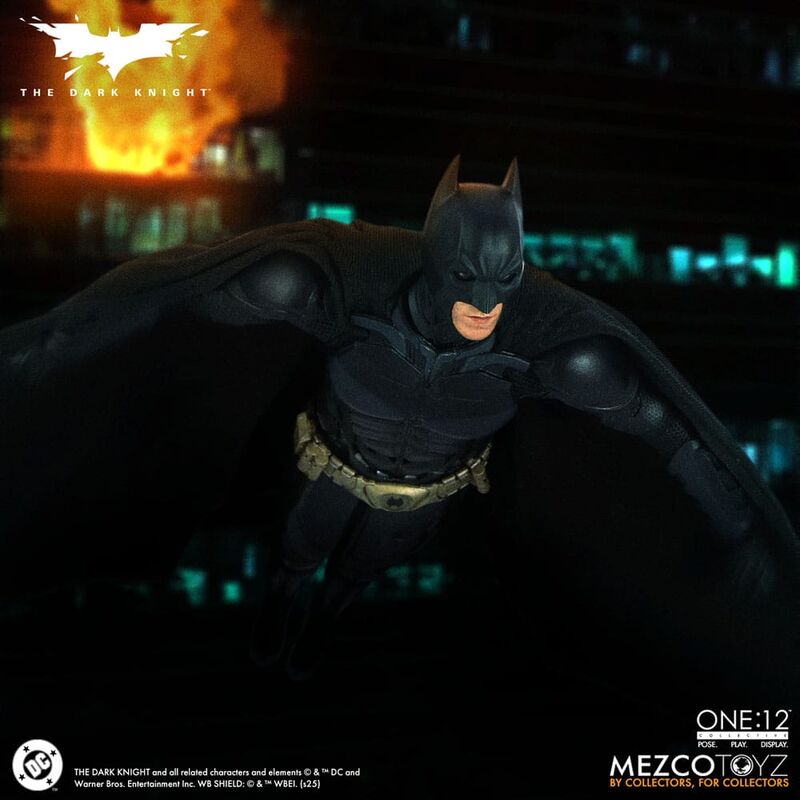 Batman 'The Dark Knights' Figuur | 17cm DC Comics Mezco Toyz